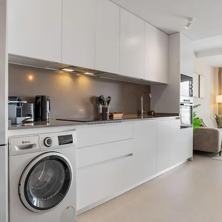 Vivi Homes - Buena Vida Family With Views, Pool & Gym 公寓 埃斯特波纳