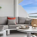 Vivi Homes - Buena Vida Family With Views, Pool & Gym * Εστεπόνα