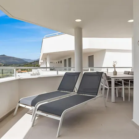 Διαμέρισμα Vivi Homes - Buena Vida Family With Views, Pool & Gym *