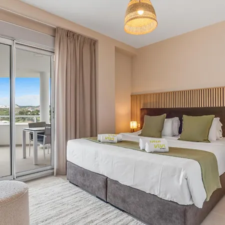 Vivi Homes - Buena Vida Family With Views, Pool & Gym Lejlighed *