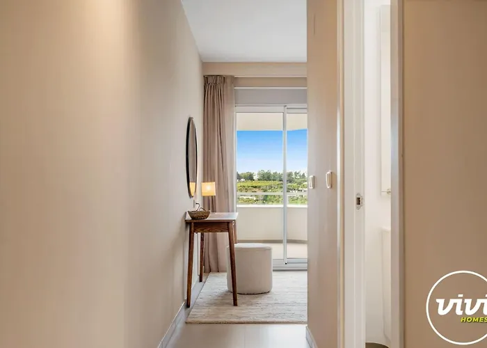 Vivi Homes - Buena Vida Family With Views, Pool & Gym * Εστεπόνα