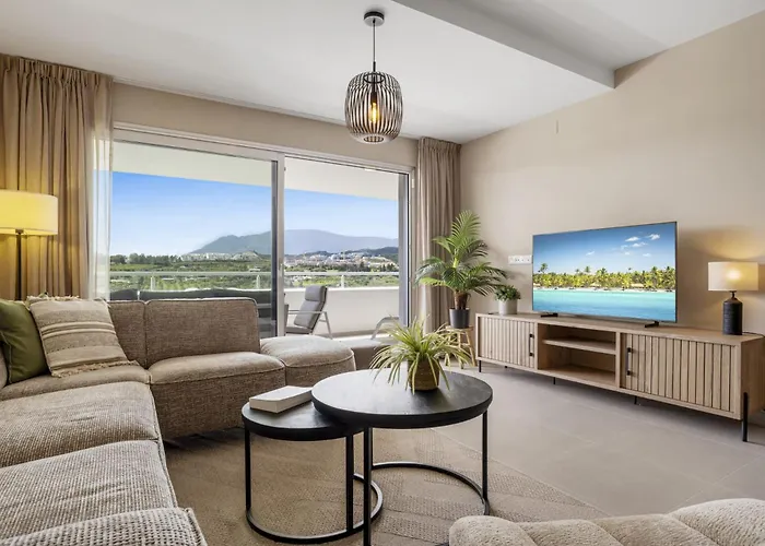 Vivi Homes - Buena Vida Family With Views, Pool & Gym Διαμέρισμα *