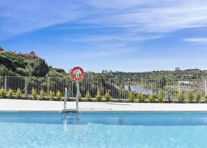 Vivi Homes - Buena Vida Family With Views, Pool & Gym *