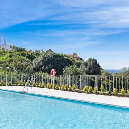 Daire Vivi Homes - Buena Vida Family With Views, Pool & Gym Estepona